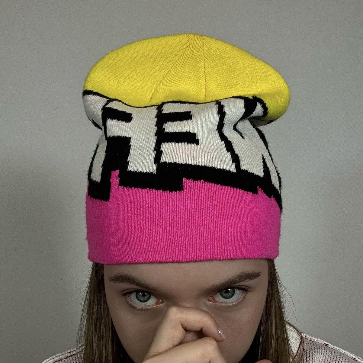 NEFF Vintage Y2K NEFF Big Logo Sk8 Skate Style Beanie Hat Size ONE SIZE - 2 Thumbnail