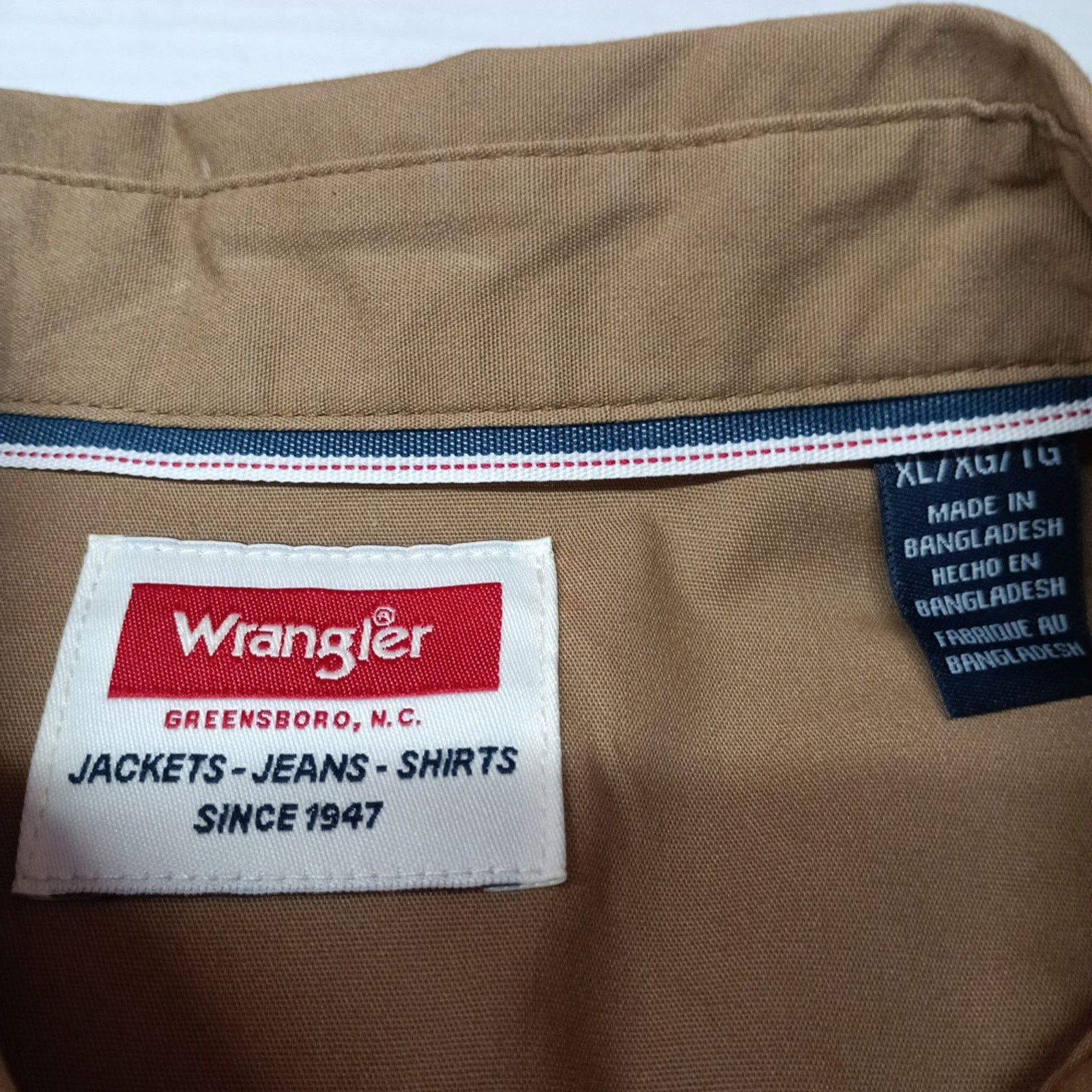 Wrangler Wrangler Big Men's Relaxed Fit Woven Shirt Size XL Brown Size US XL / EU 56 / 4 - 5 Thumbnail