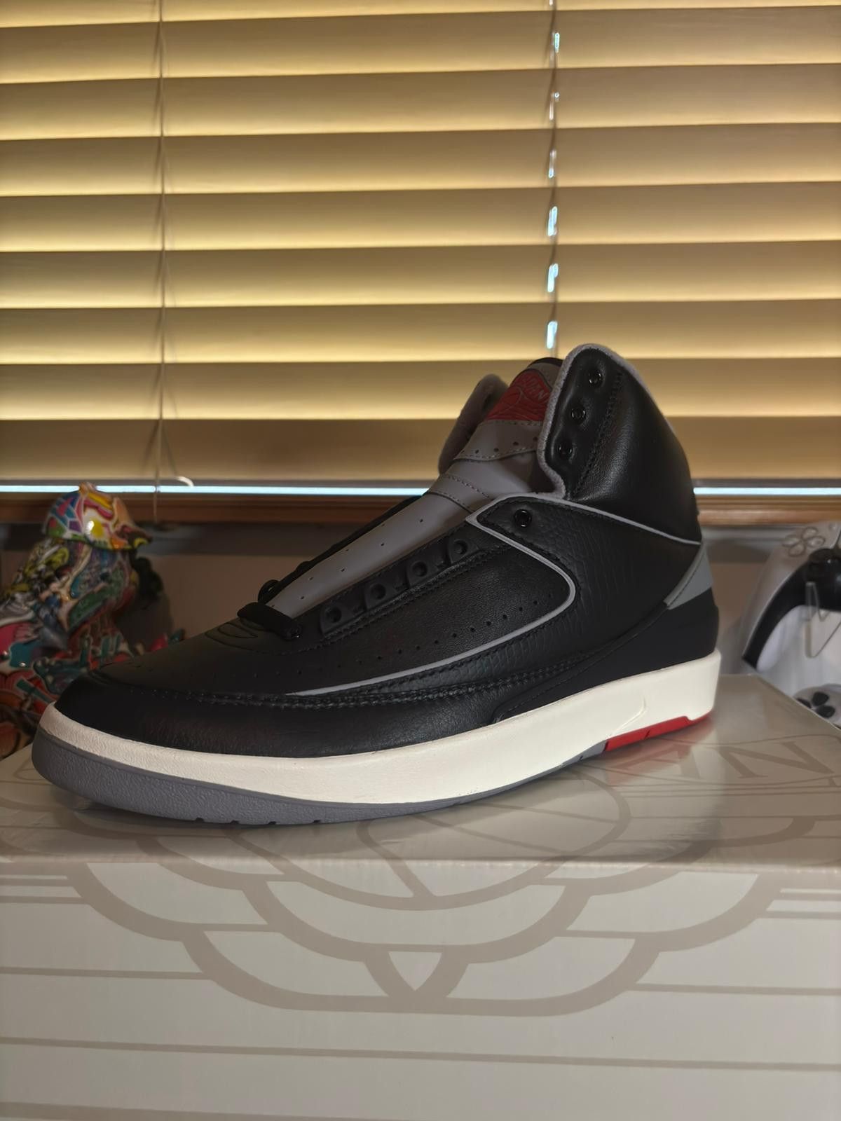Jordan Brand Nike Air Jordan 2 Retro "Black Cement" Size US 11 / EU 44 - 2 Thumbnail