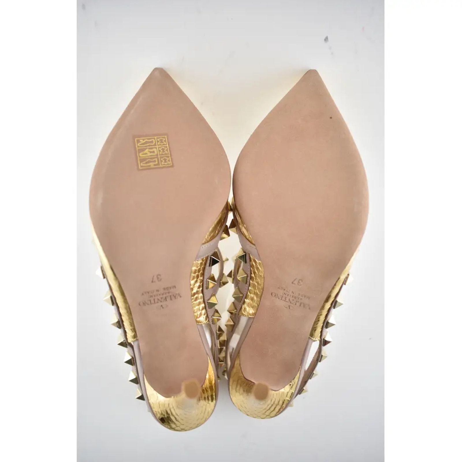 Valentino Rockstud Poudre T Ankle Strap Pointed Sandal Heel Pump 37 Size US 7 / IT 37 - 12 Thumbnail