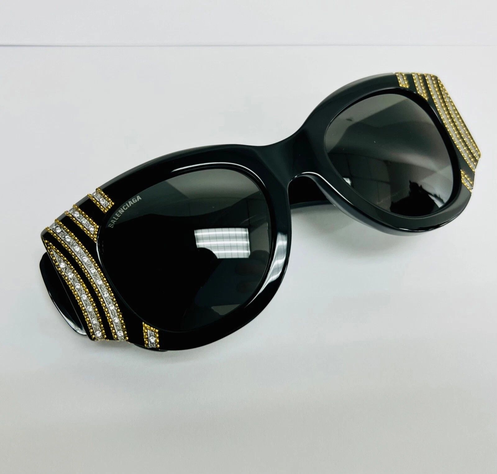 Balenciaga BALENCIAGA PARIS CAT 0070 Black 007 Sunglasses BB0070S 005 Size ONE SIZE - 4 Thumbnail
