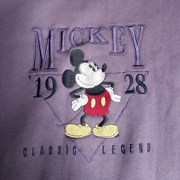 Disney Vintage Disney Mickey Mouse Classic Legend Sweatshirt Size US XL / EU 56 / 4 - 1 Thumbnail