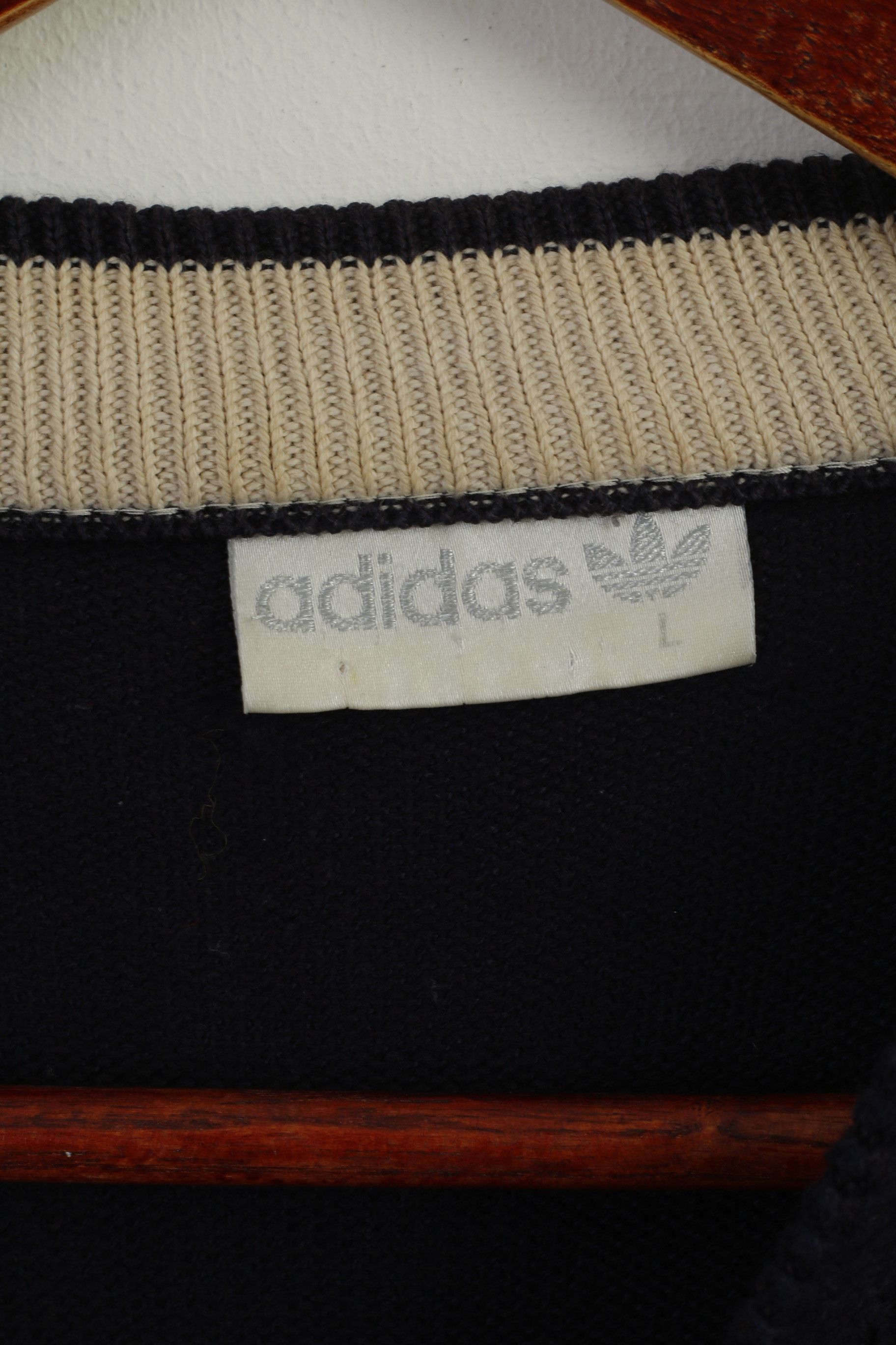 Adidas Adidas Men L Jumper Navy Cotton Poker Line Vintage 9024 Size US L / EU 52-54 / 3 - 6 Thumbnail