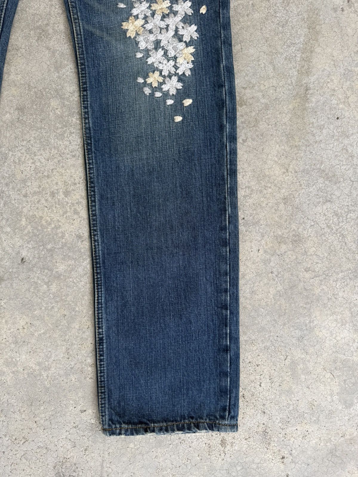 Karakuri Tamashii Japanese Karakuri Tamashi Embroidered Flower Distressed Size US 33 - 7 Thumbnail