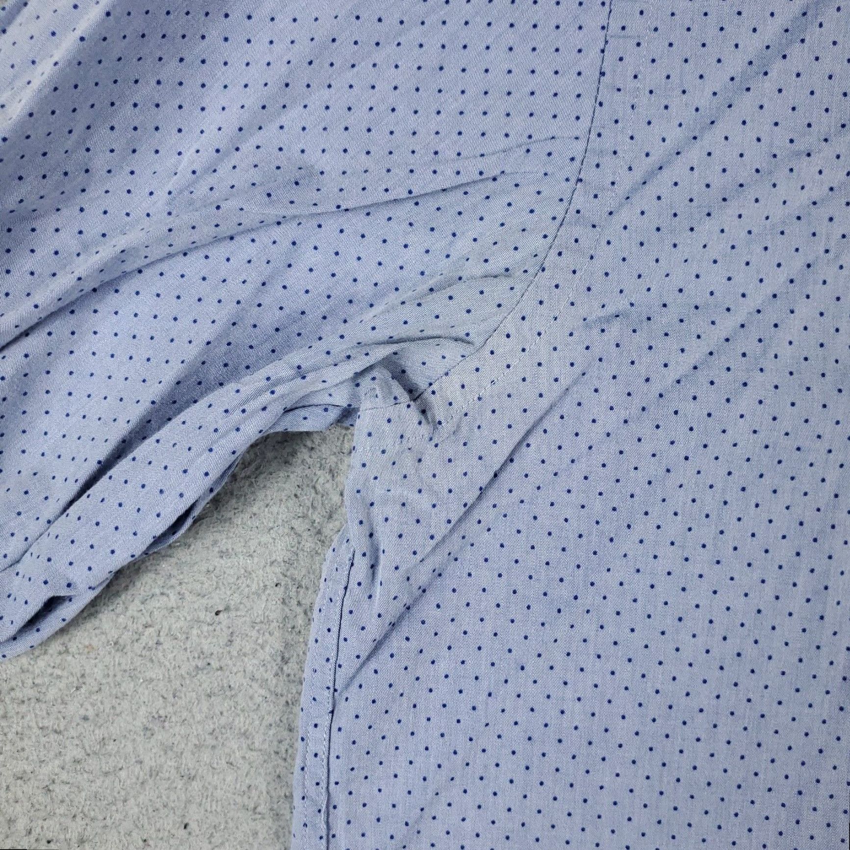 Tommy Hilfiger Tommy Hilfiger Dress Shirt Mens 16.5 Blue Polka Dot Long Sleeve Button Up 100% Cotton N/A Casual Business Wedding 90s/Classic Mens Size 42R - 3 Thumbnail