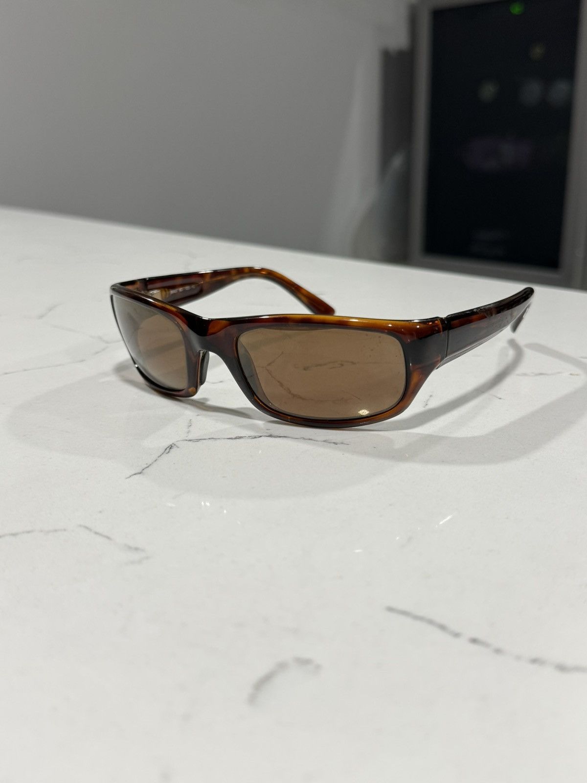 Maui Jim Vintage Maui Jim Stingray MJ-103-10 Y2K Wrap Sunglasses Size ONE SIZE - 1 Thumbnail