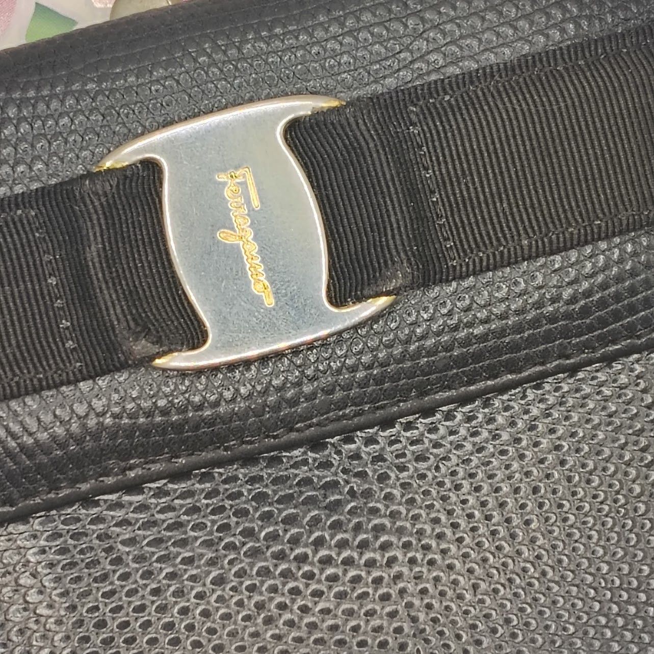 Salvatore Ferragamo Salvatore Ferragamo Vera Trifold Wallet w/Kisslock Size ONE SIZE - 2 Thumbnail