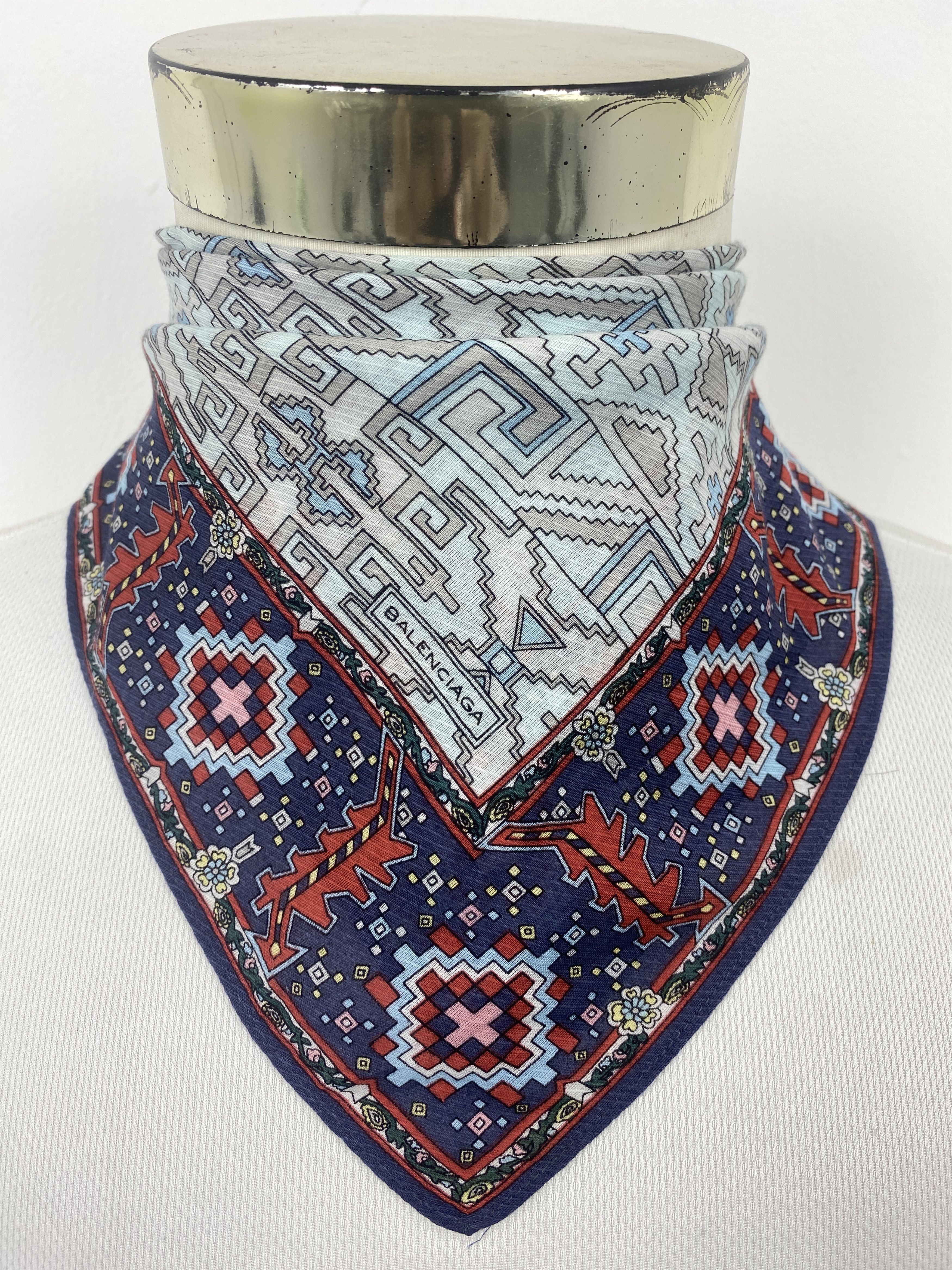 Balenciaga Vintage Balenciaga Handkerchief / Neckerchief KT0298 Size ONE SIZE - 1 Thumbnail