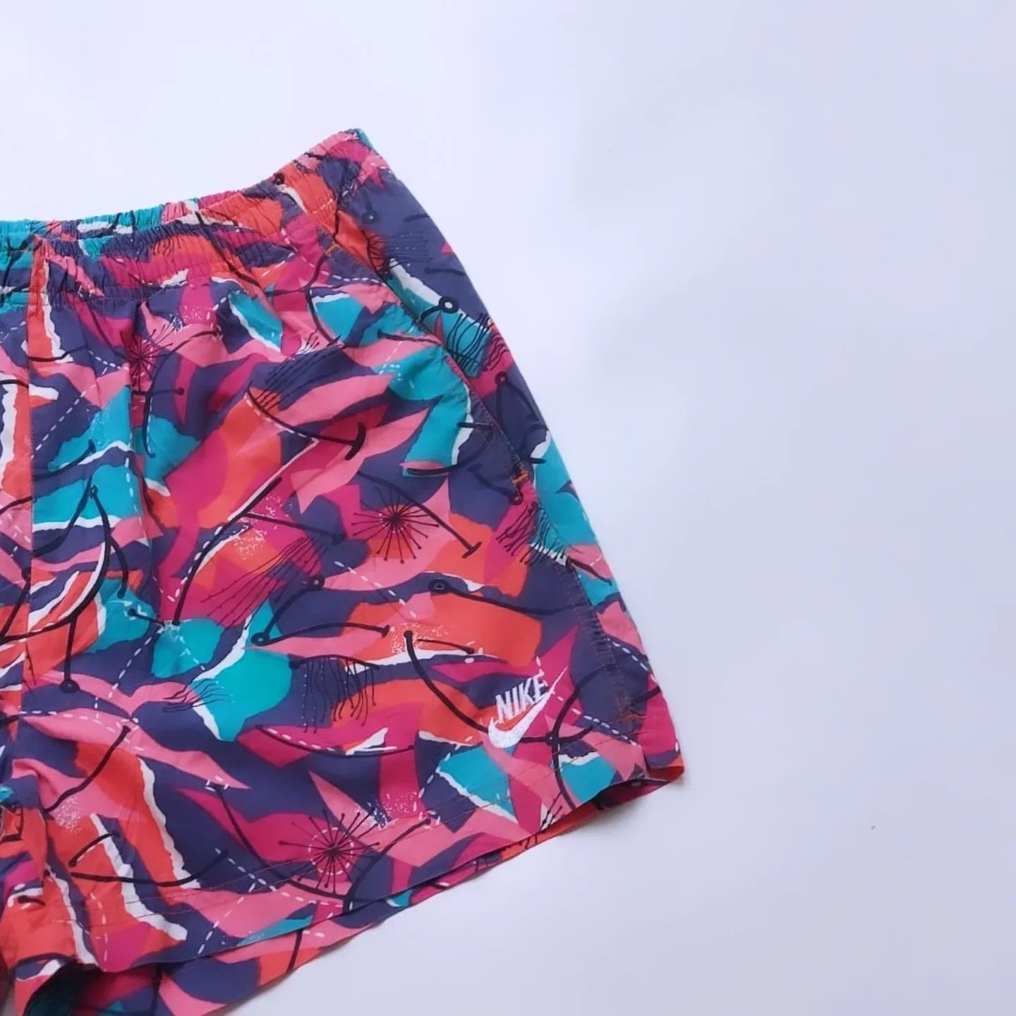 Nike Vtg NIKE Multicolor Shorts Size US 31 - 3 Thumbnail