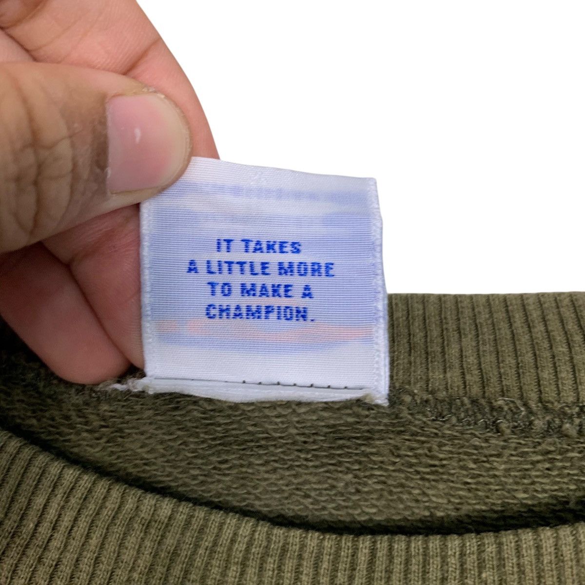 Japanese Brand CHAMPION Olive Green Crewneck Sweatshirt #2635-C118 Size US L / EU 52-54 / 3 - 12 Thumbnail