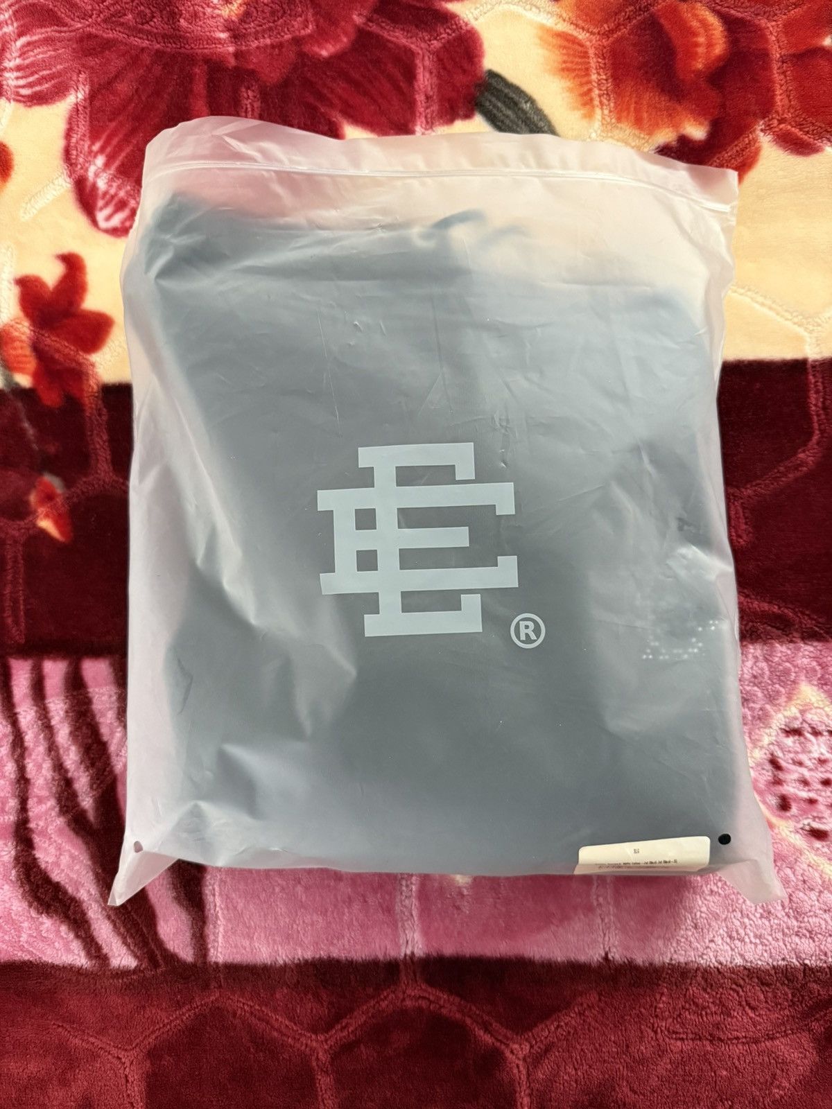 Eric Emanuel Eric Emanuel x Swarovski Hoodie “Black” Size XL Used🔥 Size US XL / EU 56 / 4 - 6 Thumbnail