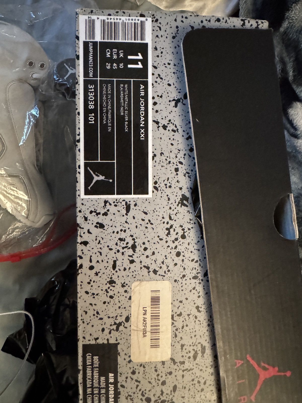 Jordan Brand Jordan 21 Metallic 11.5 Dead stock Size US 11.5 / EU 44-45 - 9 Thumbnail