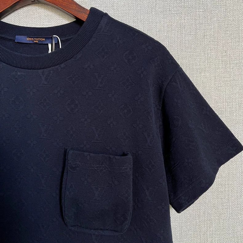 Louis Vuitton Louis Vuitton Navy blue pocket full logo short sleeve 2504- Size US XS / EU 42 / 0 - 3 Thumbnail