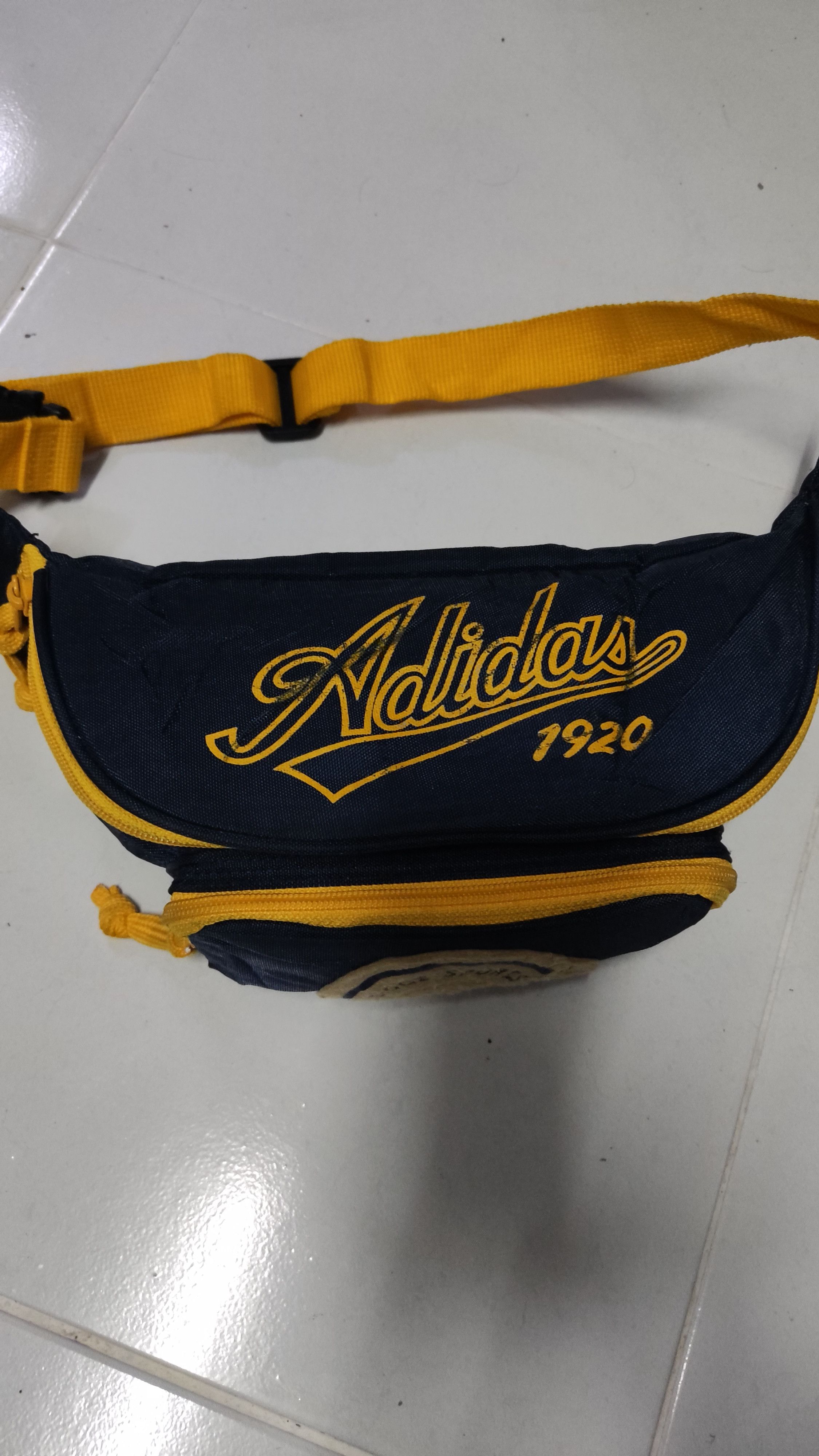 Adidas × Vintage 🔥OFFER🔥 VINTAGE POUCH BAG /WEIST BAG ADIDAS SPORT CLUB Size ONE SIZE - 5 Thumbnail