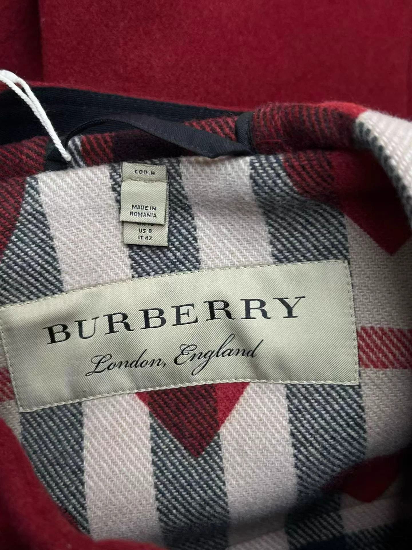 Burberry Burberry New Year Red Wool Coat 40 Mint Horn Buttons Size M / US 6-8 / IT 42-44 - 7 Thumbnail
