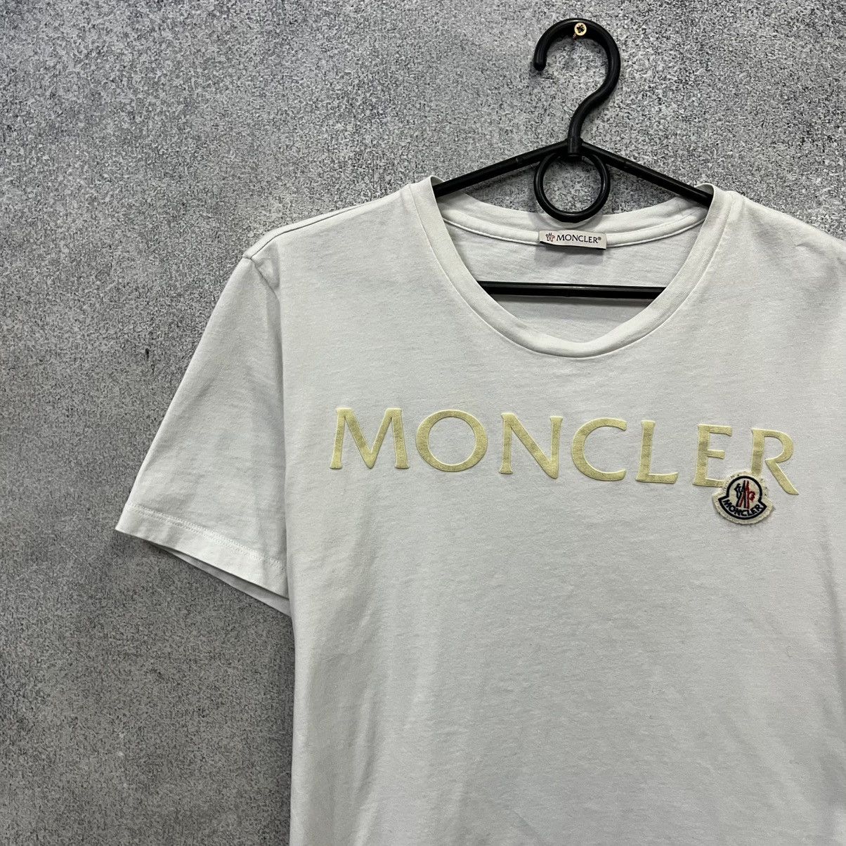 Moncler Moncler T Shirt Big Logo White Size US L / EU 52-54 / 3 - 3 Thumbnail
