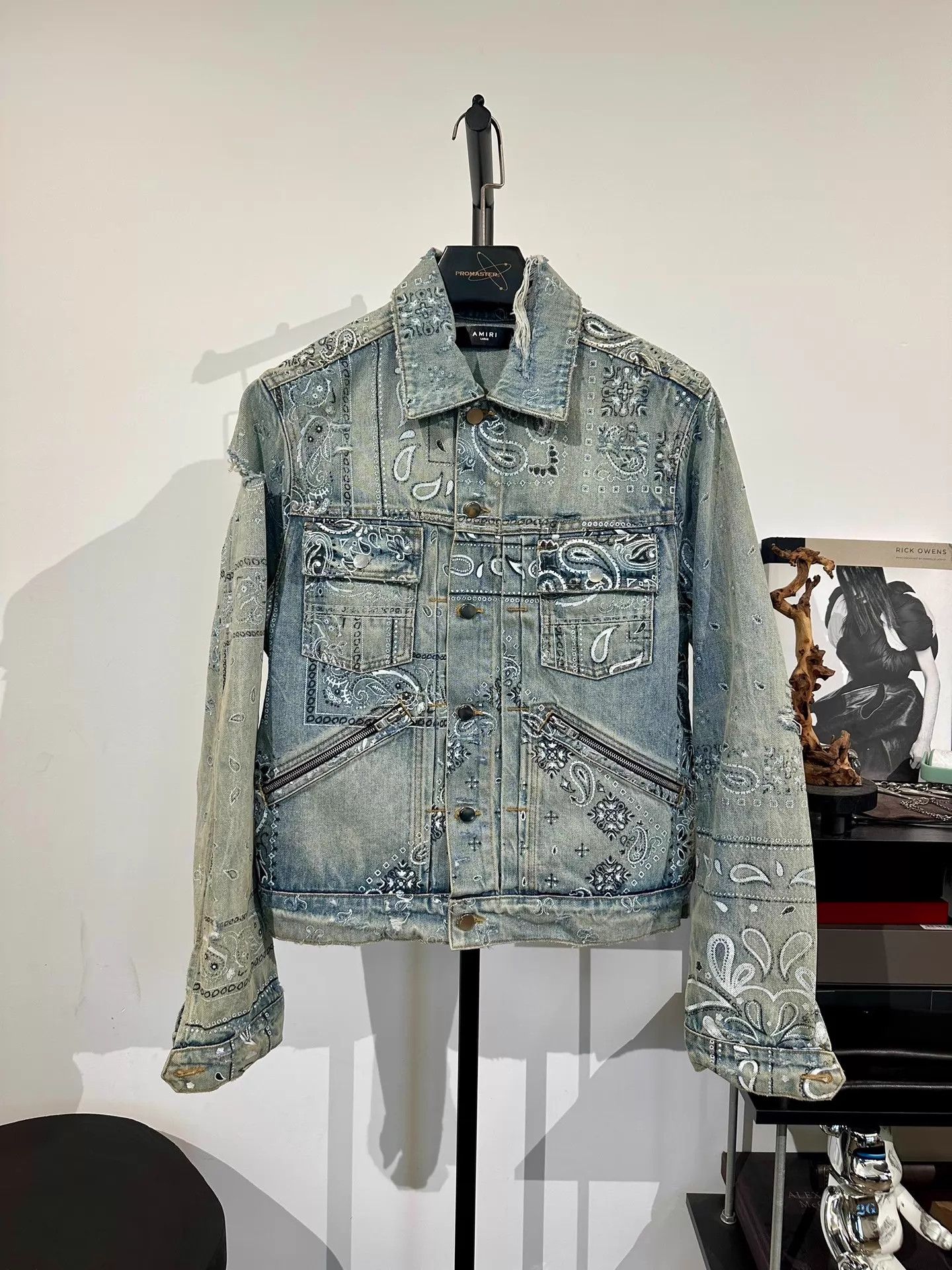 Amiri Amiri Floral Washed Distressed Denim Jkt 50 Size US M / EU 48-50 / 2 - 1 Thumbnail