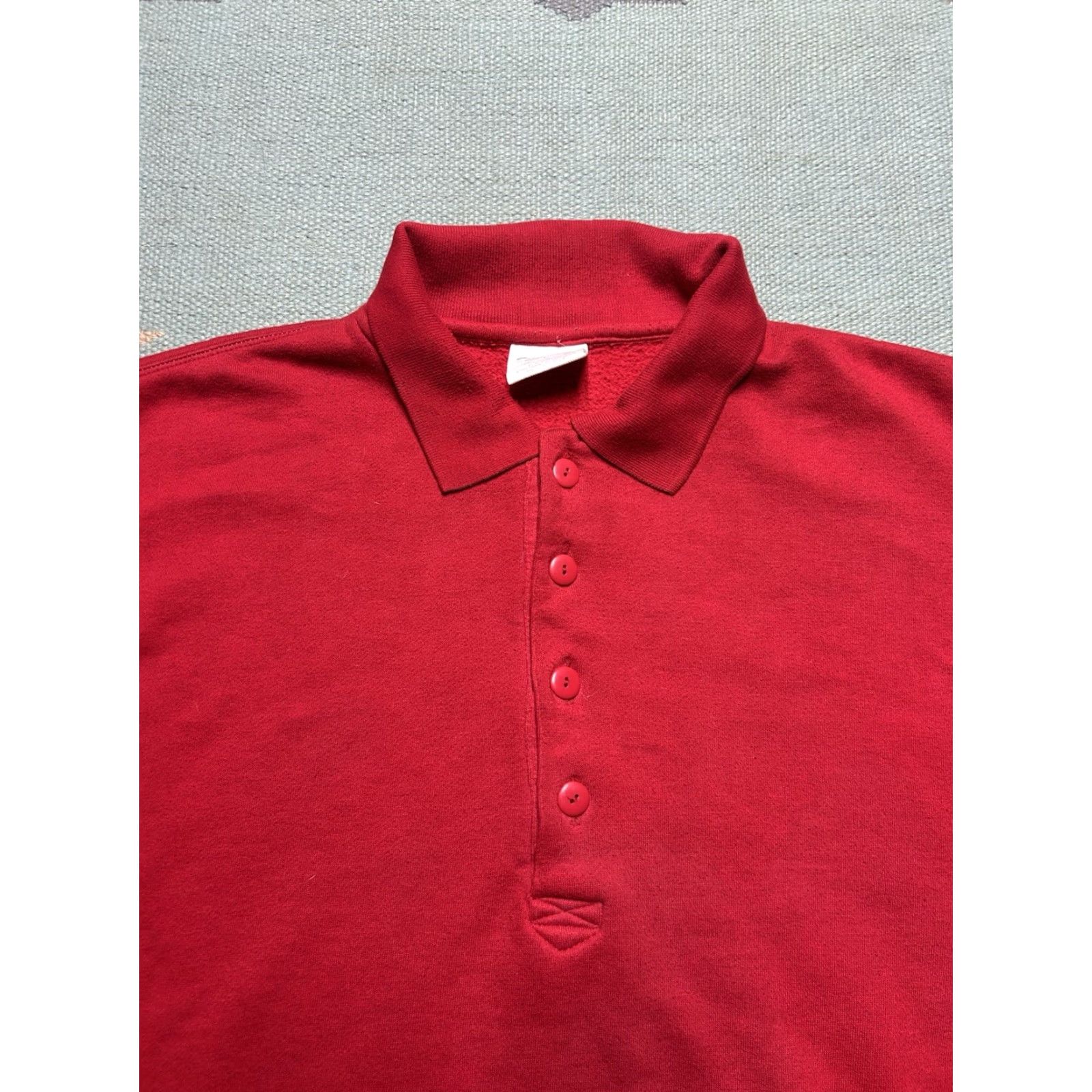 Vintage VINTAGE Sweatshirt Henley pullover cheetah red 1/4 button adult large Mens Size US L / EU 52-54 / 3 - 4 Thumbnail
