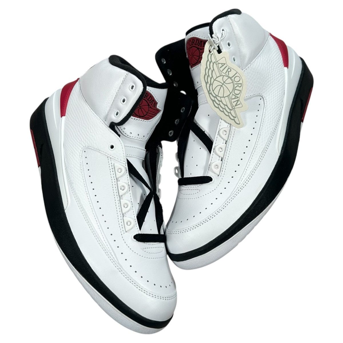 Air Jordan 2 Retro OG Chicago White Varsity Red 2022 Sneaker