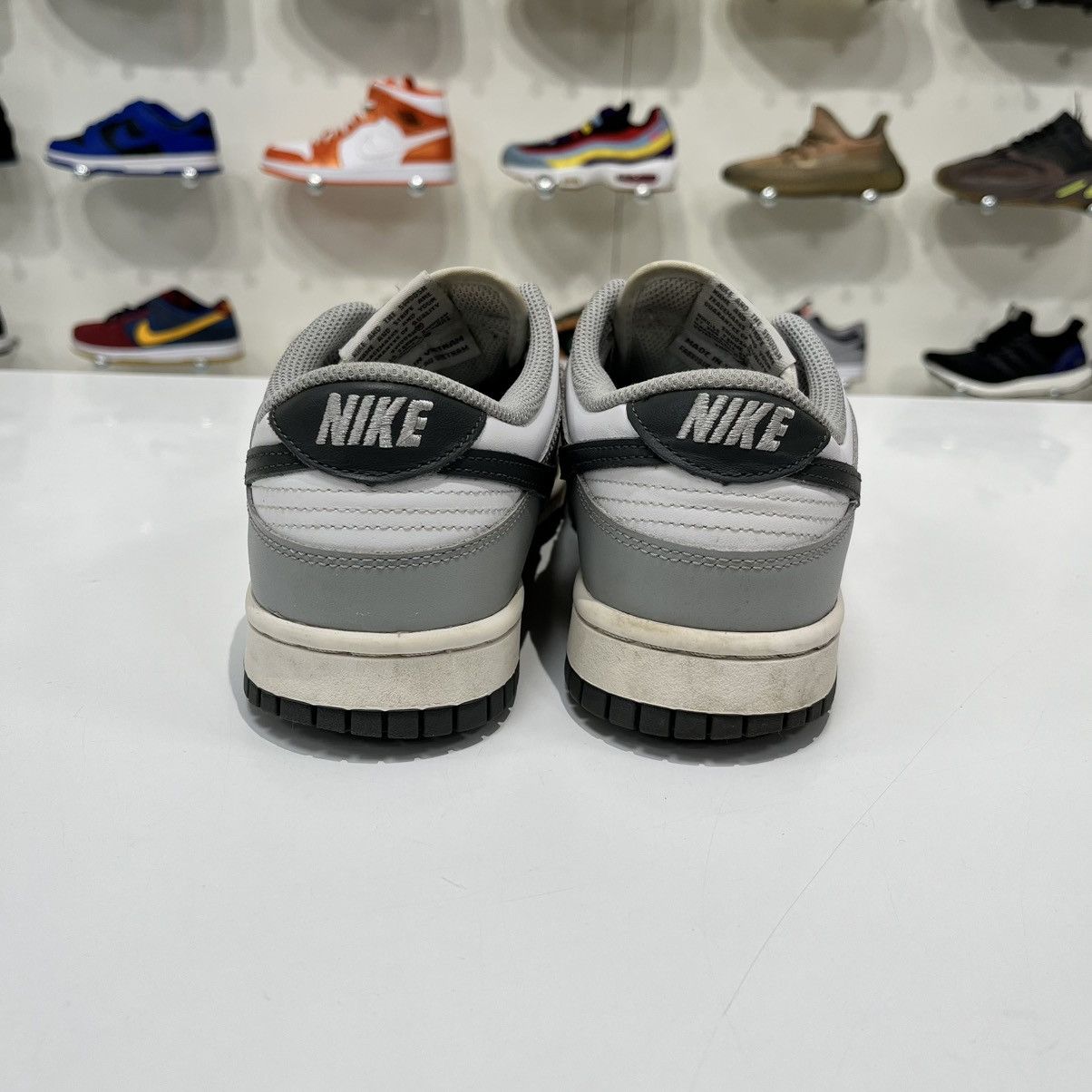 Nike Nike Dunk Low Light Smoke Grey (W) Size US 8 / IT 38 - 5 Thumbnail