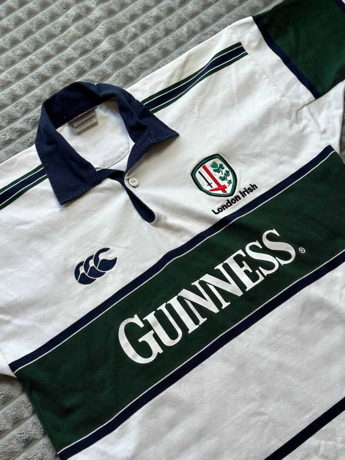 Canterbury of New Zealand 2004 2005 London Irish Rugby Away Shirt Size US M / EU 48-50 / 2 - 3 Thumbnail