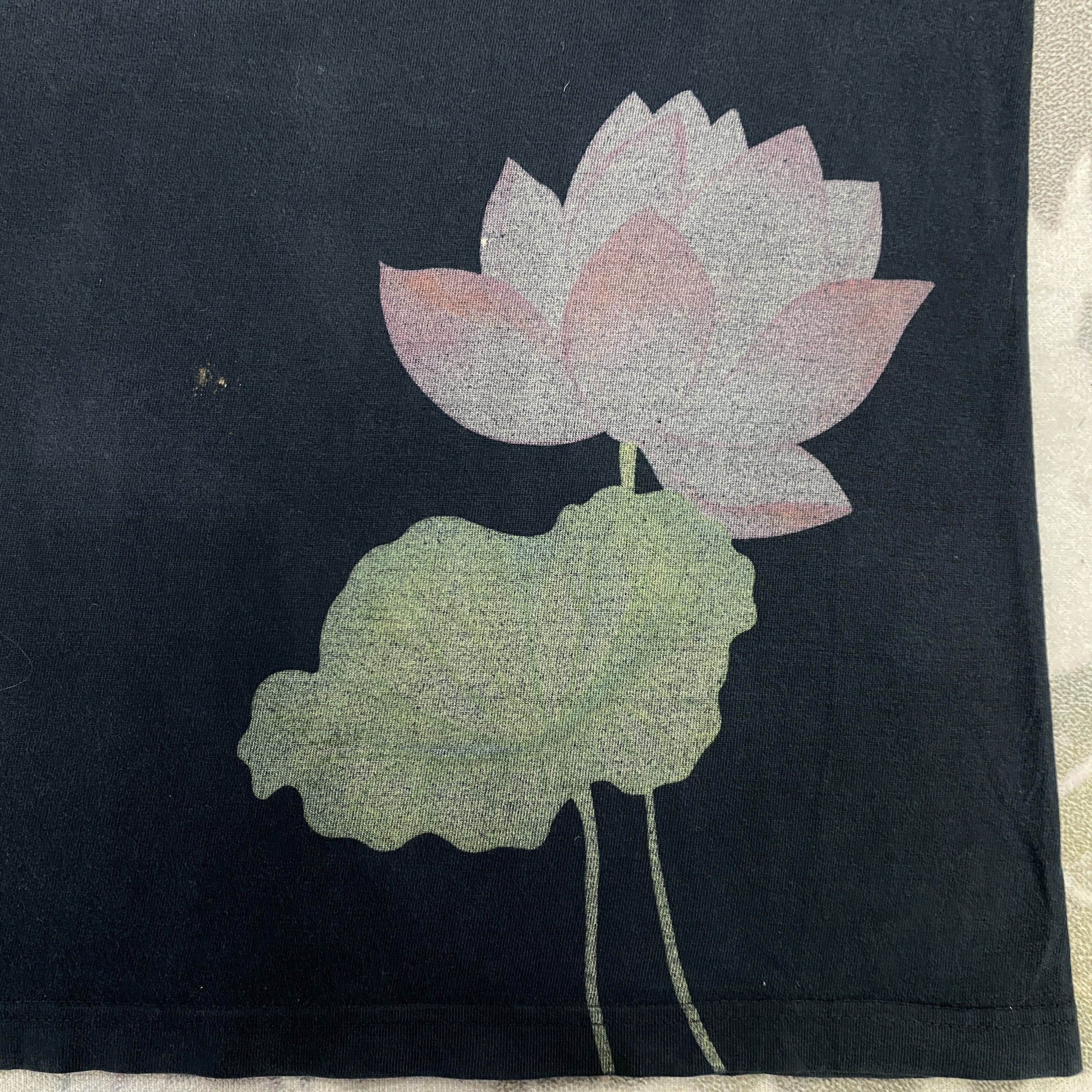 Japanese Brand Vintage Kurashikiya Water Lily T-Shirt - H068 Size US L / EU 52-54 / 3 - 3 Thumbnail