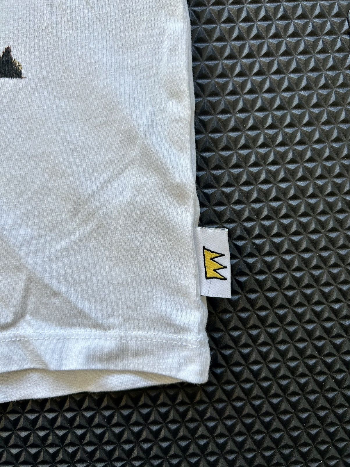 Bershka Basquiat Dinosaur Tshirt Size US S / EU 44-46 / 1 - 4 Thumbnail
