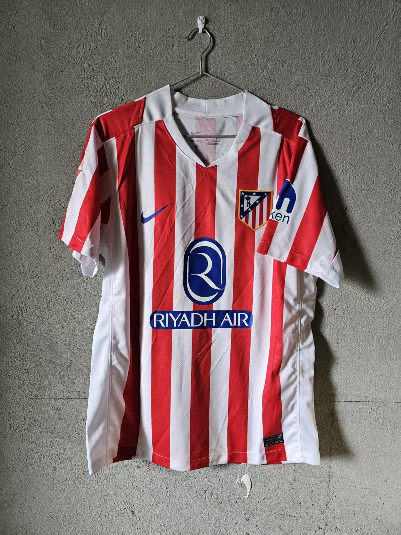 Nike 25 26 Atlético de Madrid 19 Julián Álvarez Jersey Size US L / EU 52-54 / 3 - 2 Thumbnail