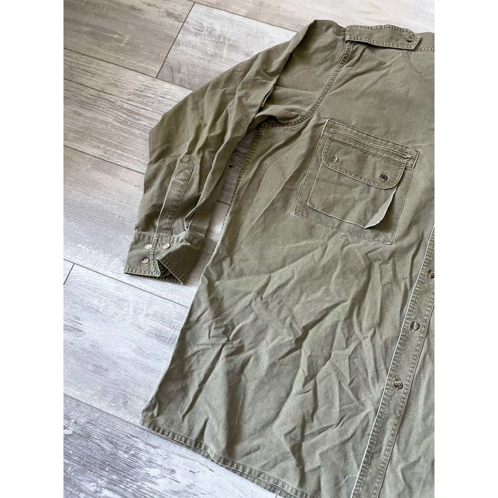 VINTAGE Cabela's Shirt Button-Up Long Sleeve Men XL Brown Outdoor Pockets Corduroy? (Note: original has Cotton, Solid pattern)