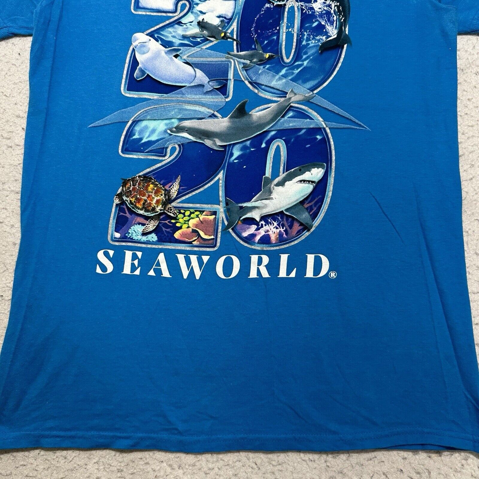 Other SeaWorld 2020 Medium Blue Animal Graphic T Shirt Crewneck Size US M / EU 48-50 / 2 - 7 Thumbnail