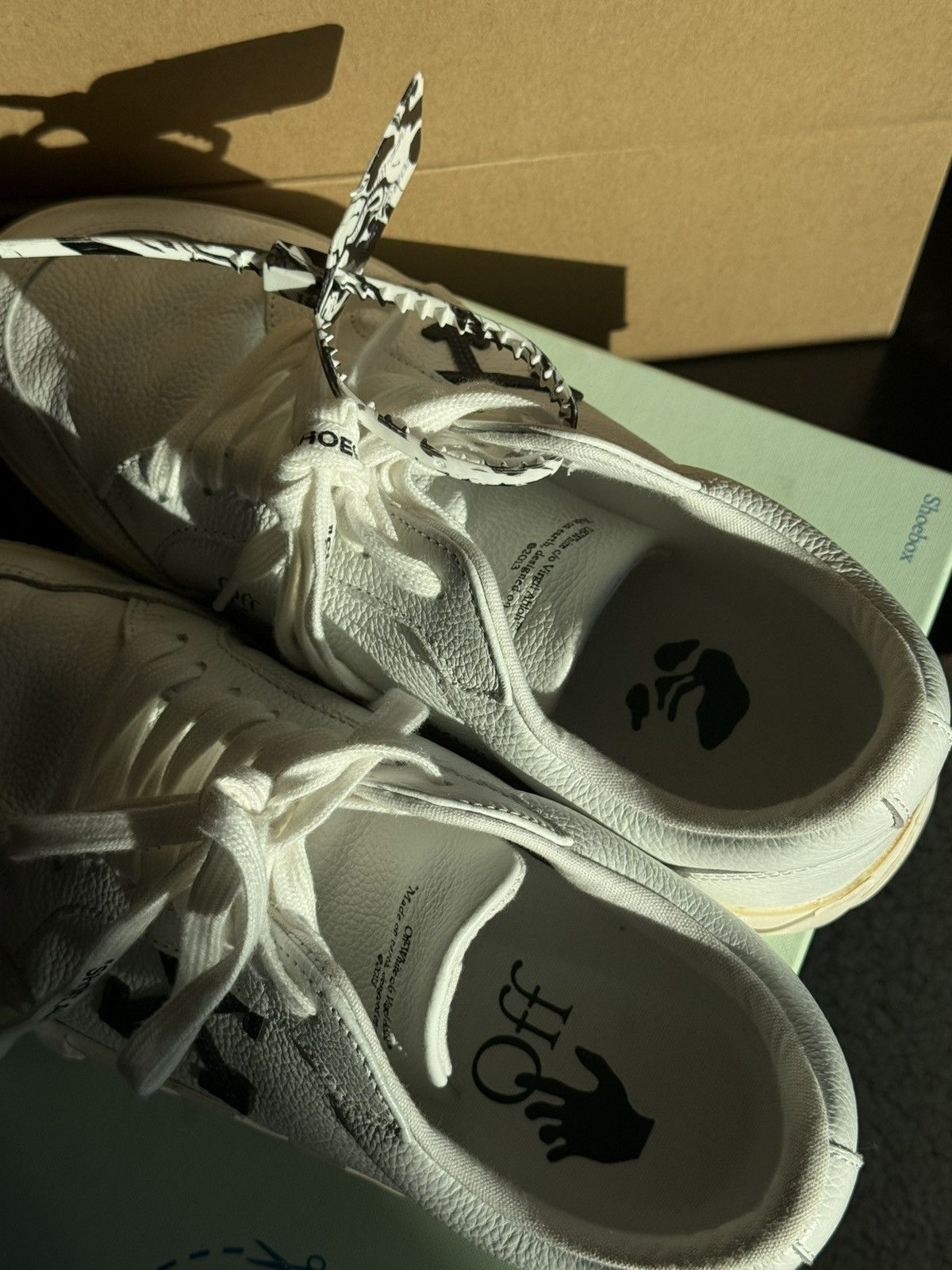 Off-White Off-White Low Vulcanized Leather Sneakers in White Size US 7.5 / EU 40-41 - 3 Thumbnail