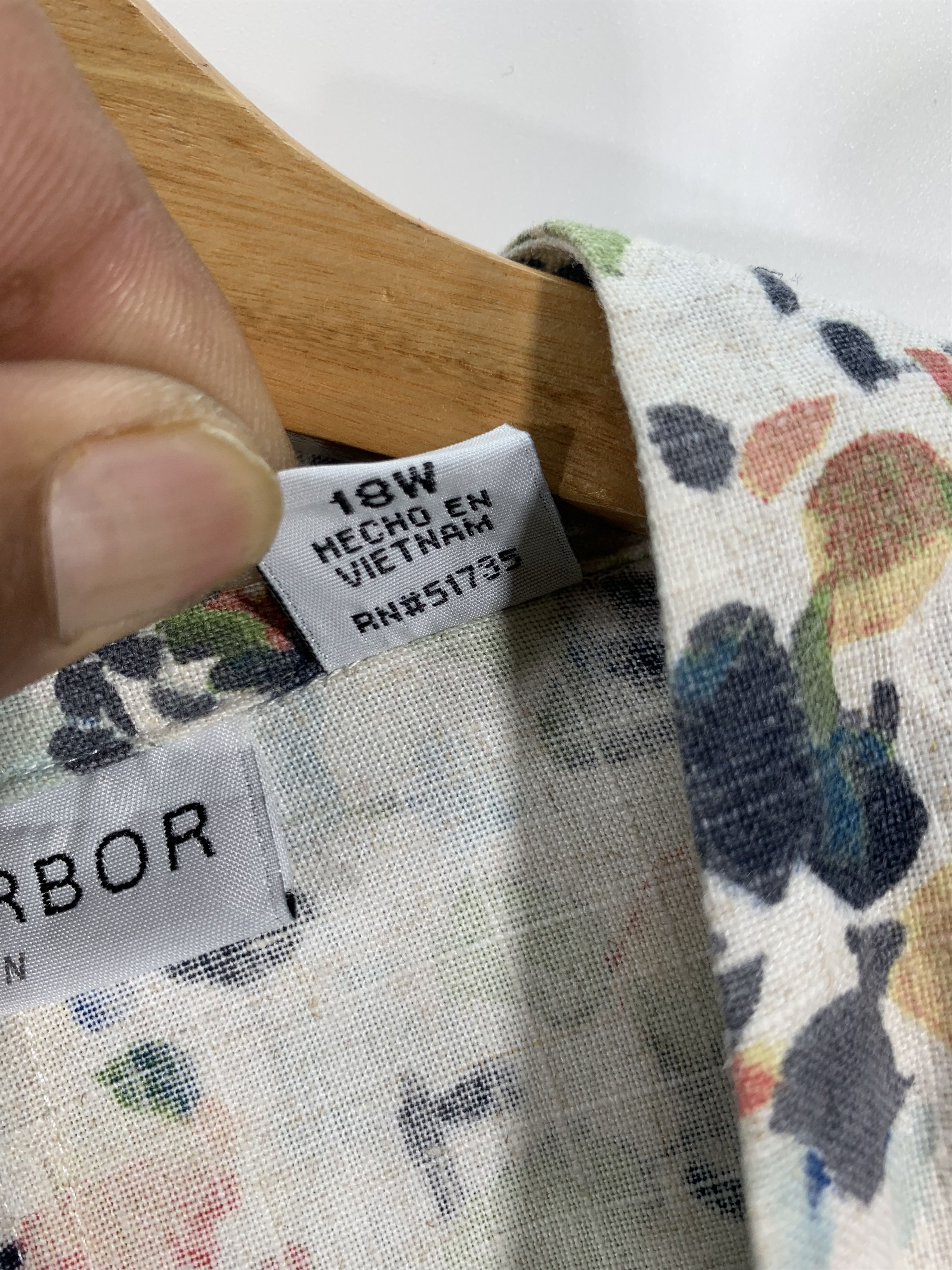 Designer × Vintage Vintage Saghabor Woman Floral Cardigan Linen Size US M / EU 48-50 / 2 - 5 Thumbnail
