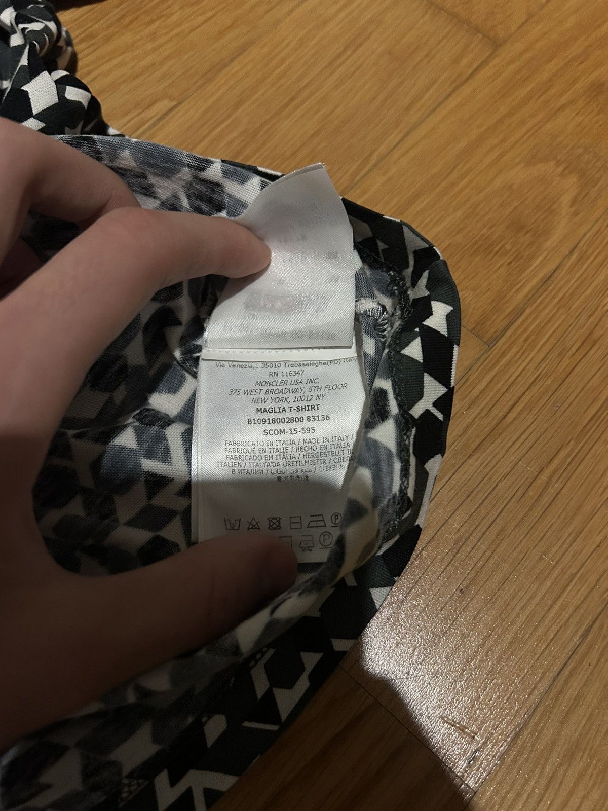 Moncler Moncler Camo Tee Size US S / EU 44-46 / 1 - 7 Thumbnail