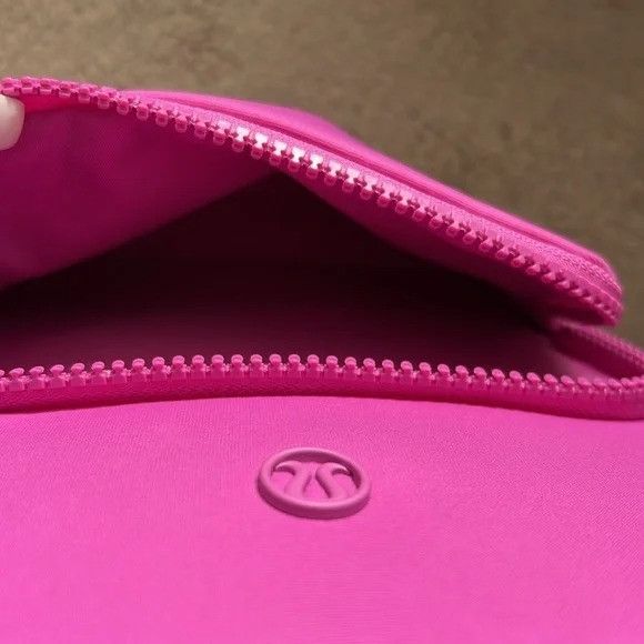 Lululemon Lululemon Knit Nylon Micro Backpack Size ONE SIZE - 7 Thumbnail