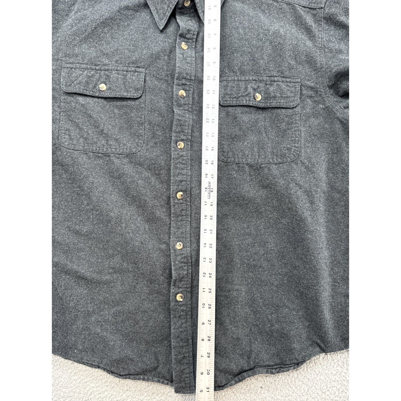 Vintage VINTAGE Gander Mountain Guide Series Chamois Button-Up Flannel Shirt Men's 2XL Gray Cotton Swing Outdoors? Size US XXL / EU 58 / 5 - 6 Thumbnail