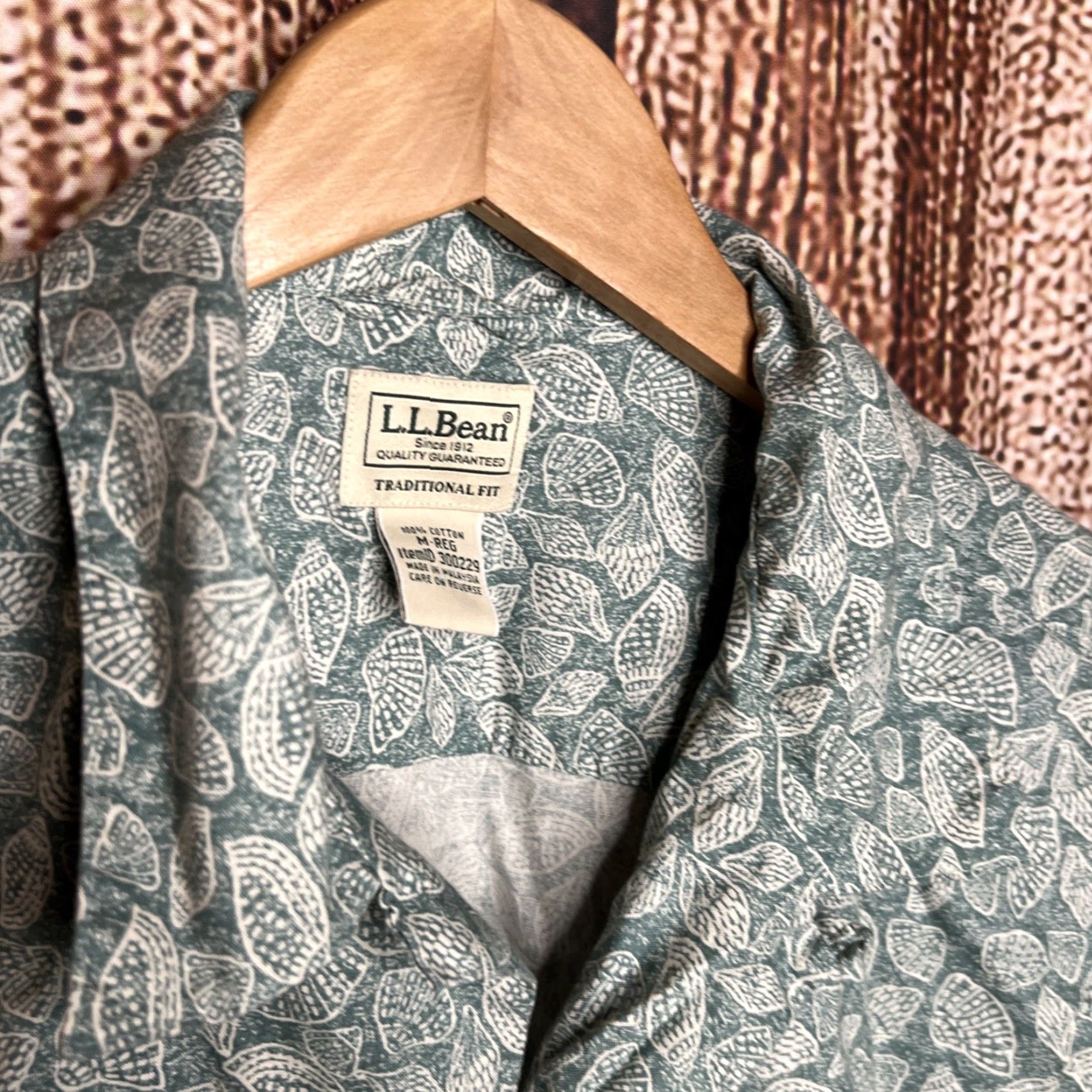 Vintage LL Bean Hawaiian Shirt Mens L Sea Shell Traditional Fit Button Up Cotton Size US L / EU 52-54 / 3 - 2 Thumbnail
