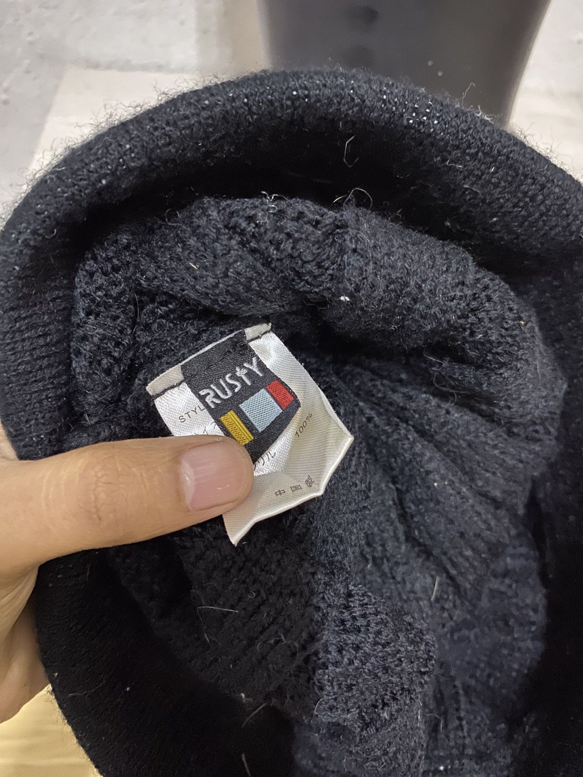 Rusty × Vintage Vintage Rusty Bobble Beanie Hat Size ONE SIZE - 5 Thumbnail