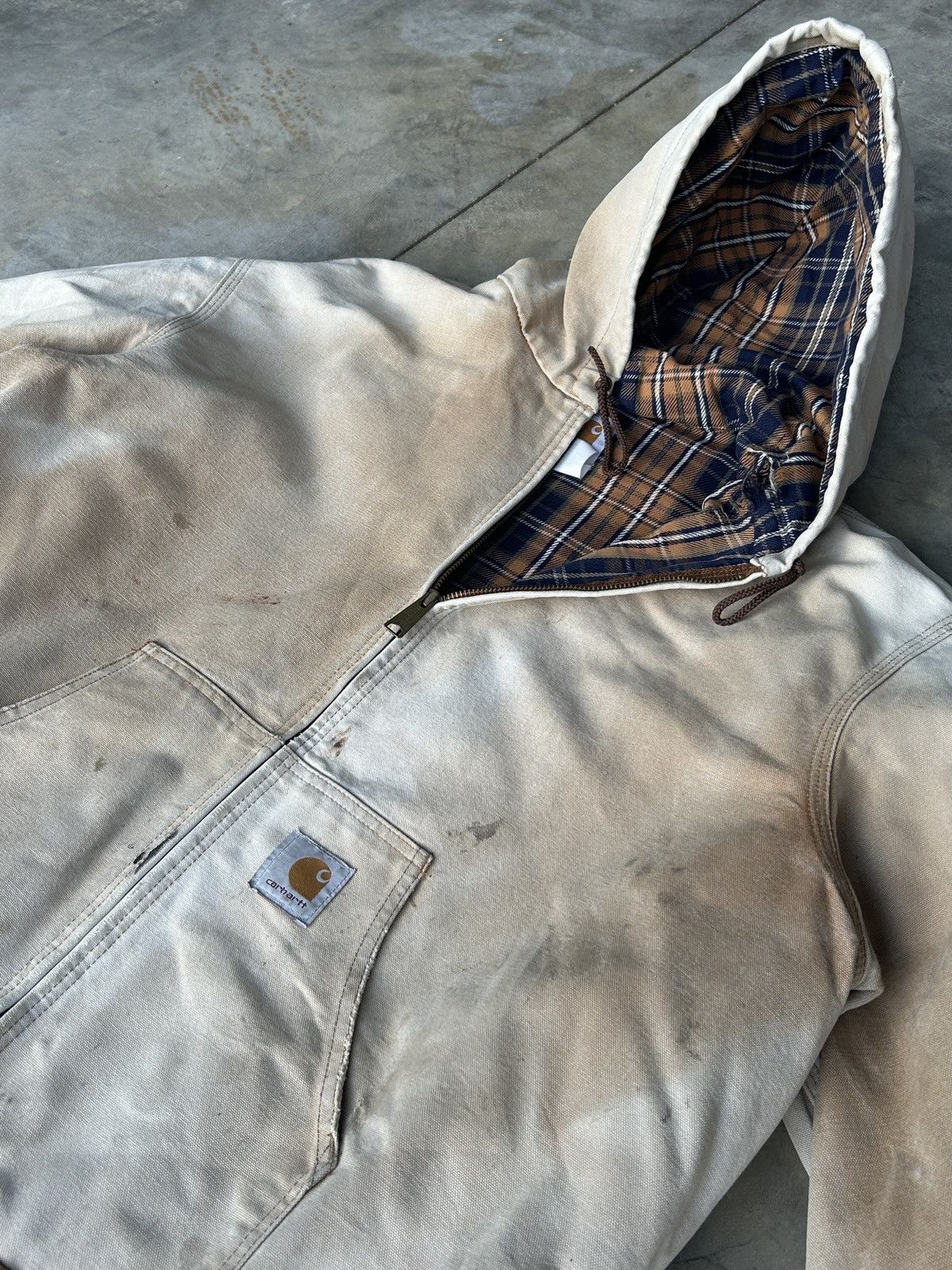 Carhartt Carhartt Workwear jacket with heavy distressing Size US L / EU 52-54 / 3 - 2 Thumbnail