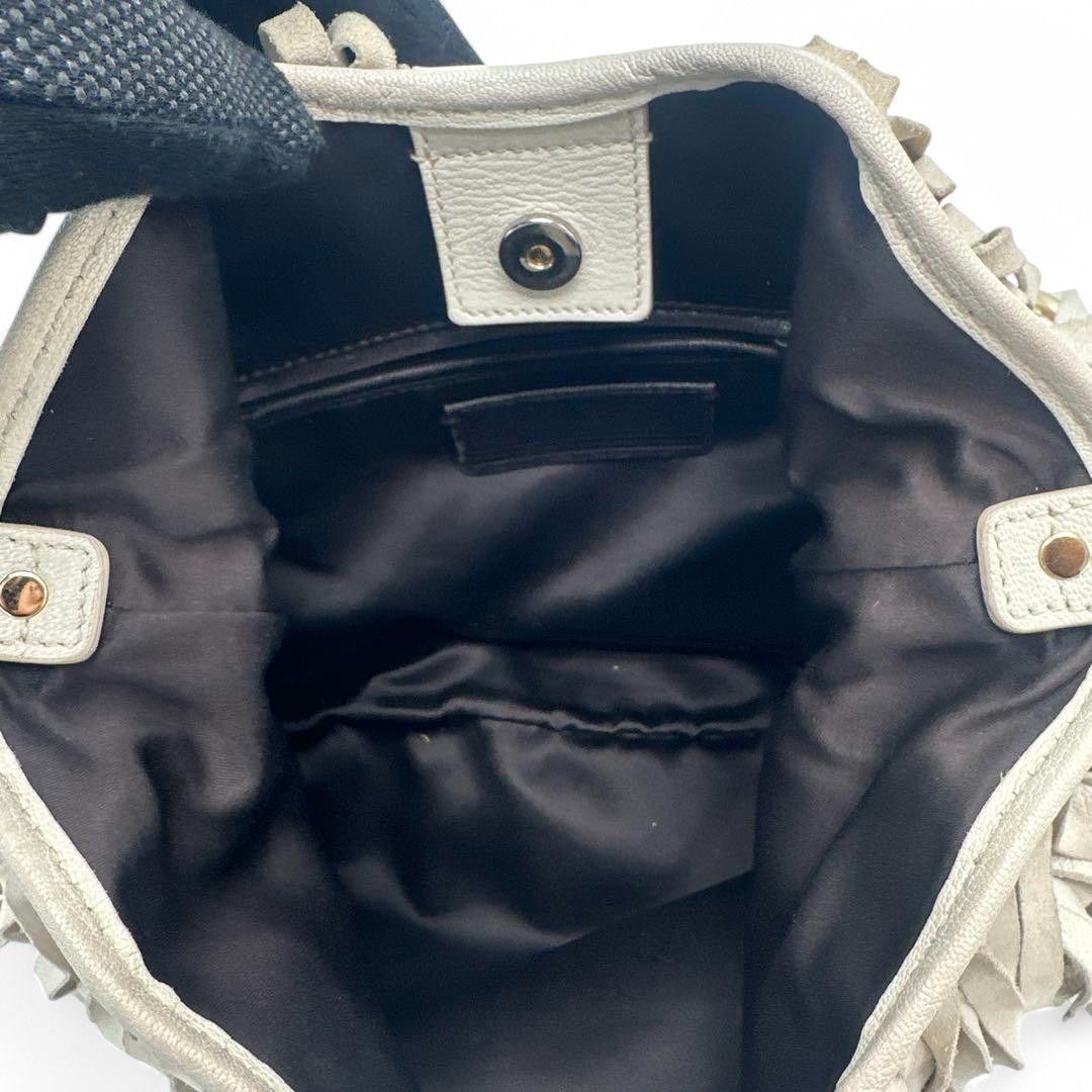 Yves Saint Laurent Yves Saint Laurent - Gauche Fringe Leather Chain Handbag Size ONE SIZE - 6 Thumbnail
