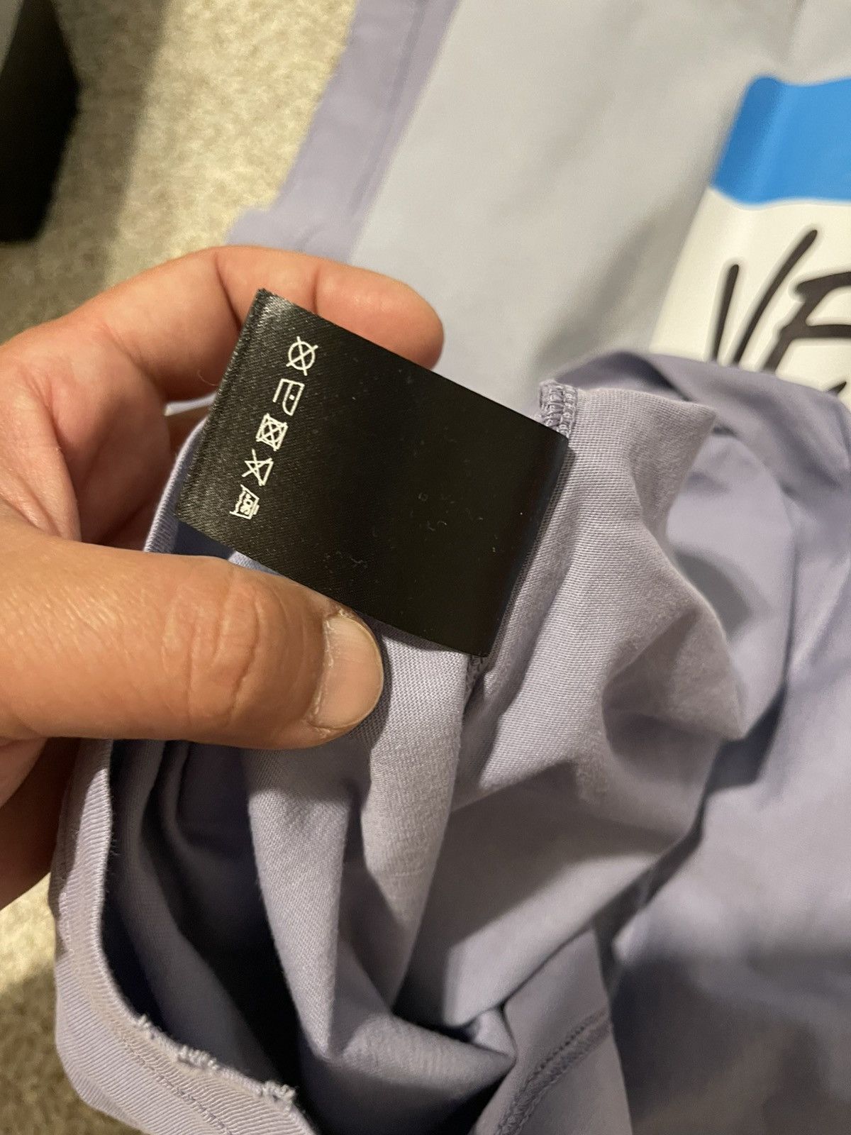 Vetements Vetements T Shirt Size US XXL / EU 58 / 5 - 10 Thumbnail