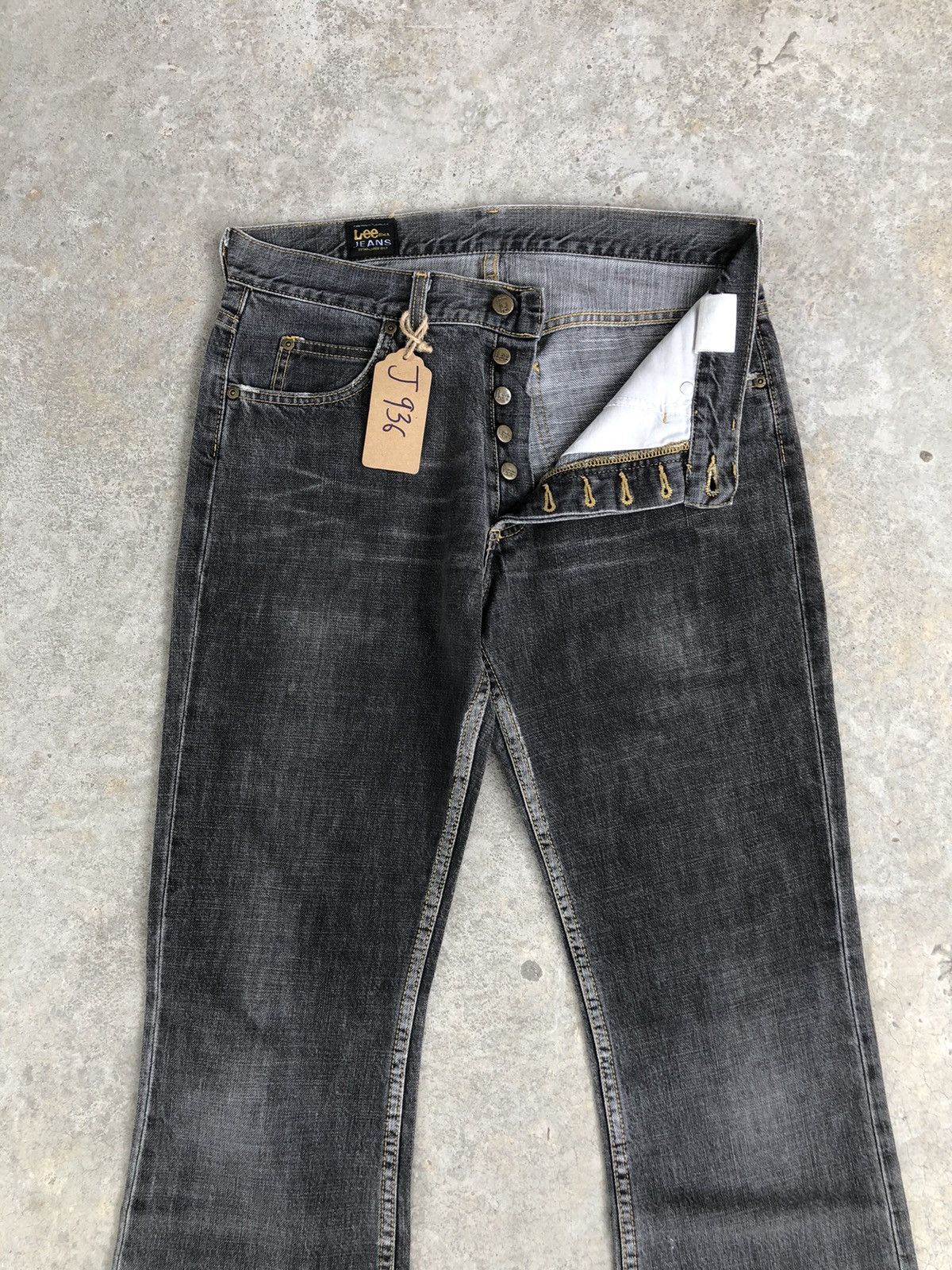 Lee Japanese Lee Flared Jeans Distressed Jeans Size US 32 / EU 48 - 3 Thumbnail