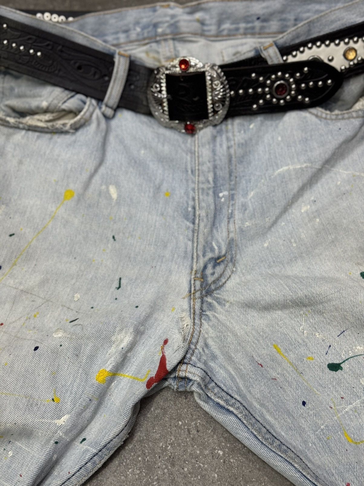 Fragment Design × Levi's Heavily Distressed Levis 505 x Fragment Design Selvedge Jean Size US 36 / EU 52 - 23 Thumbnail