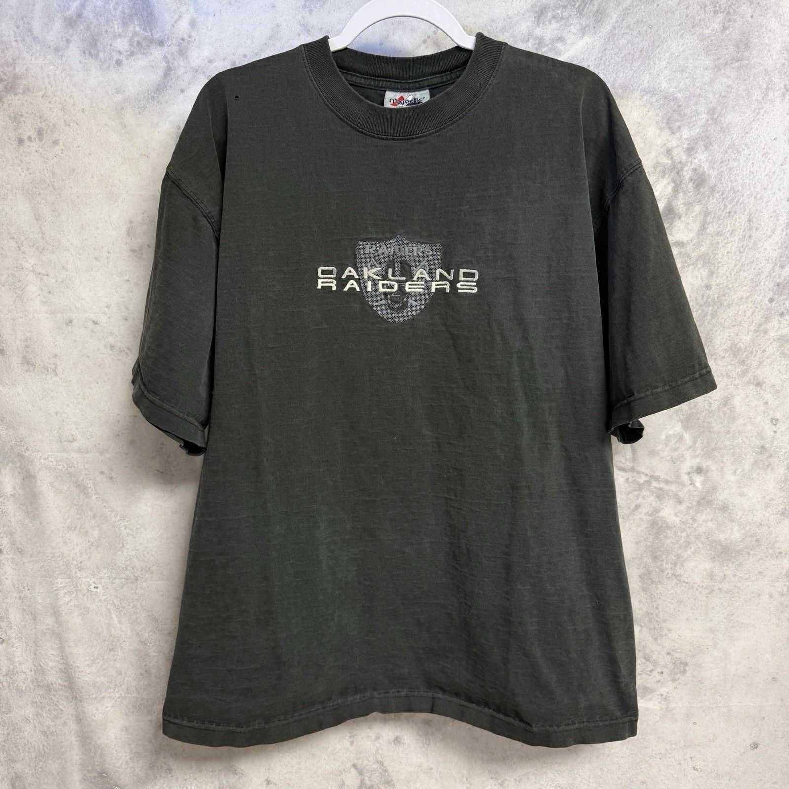 Majestic Vintage Oakland Raiders Majestic T Shirt Mens XL Black Size US XL / EU 56 / 4 - 2 Thumbnail