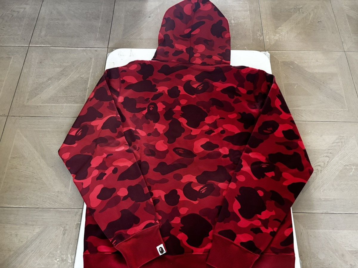 Bape Authentic ape bape color camo pullover hoodie new red XL Size US XL / EU 56 / 4 - 9 Thumbnail