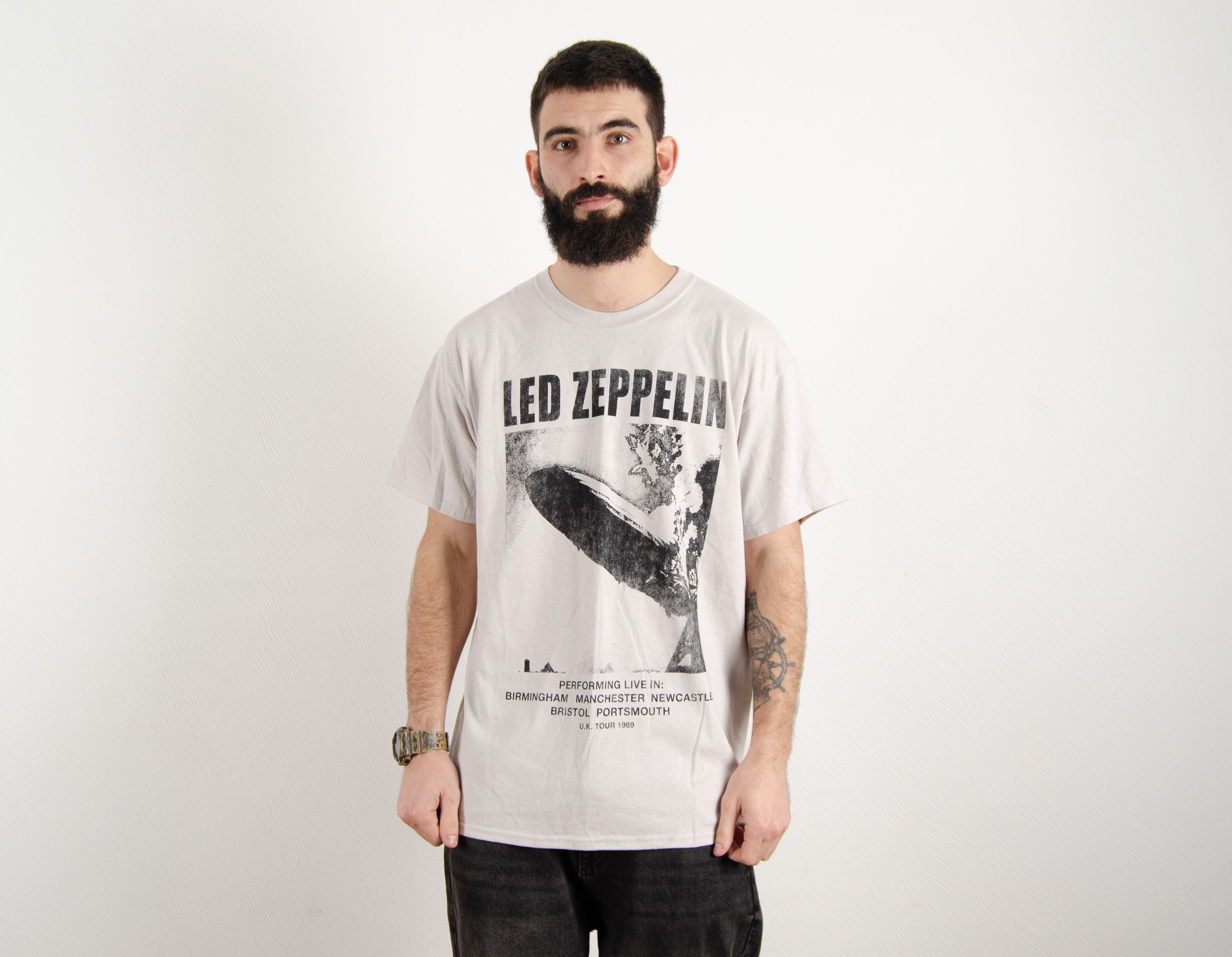 Led Zeppelin Vintage Style Led Zeppelin 1969 UK Tour 2019 Remake T Shirt Size US L / EU 52-54 / 3 - 1 Thumbnail