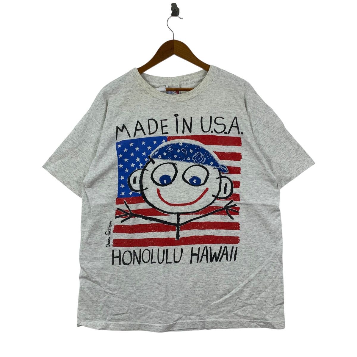 Vintage Vintage 90s DANNY FIRST Made in USA Honolulu Hawaii Tshirt Size US XL / EU 56 / 4 - 1 Thumbnail
