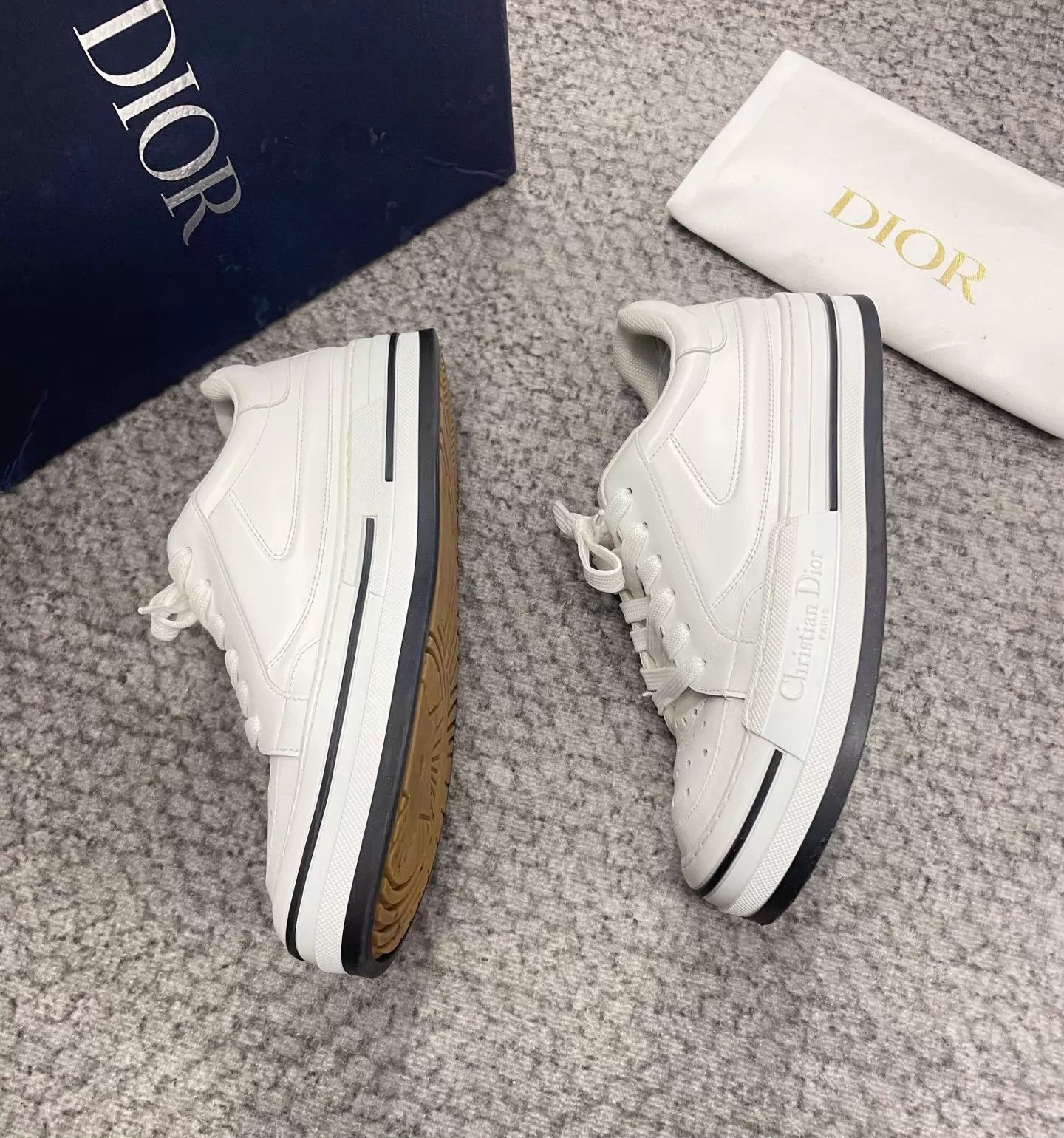 Dior DIOR white calfskin soft cute versatile sneakers Size US 8.5 / IT 38.5 - 4 Thumbnail