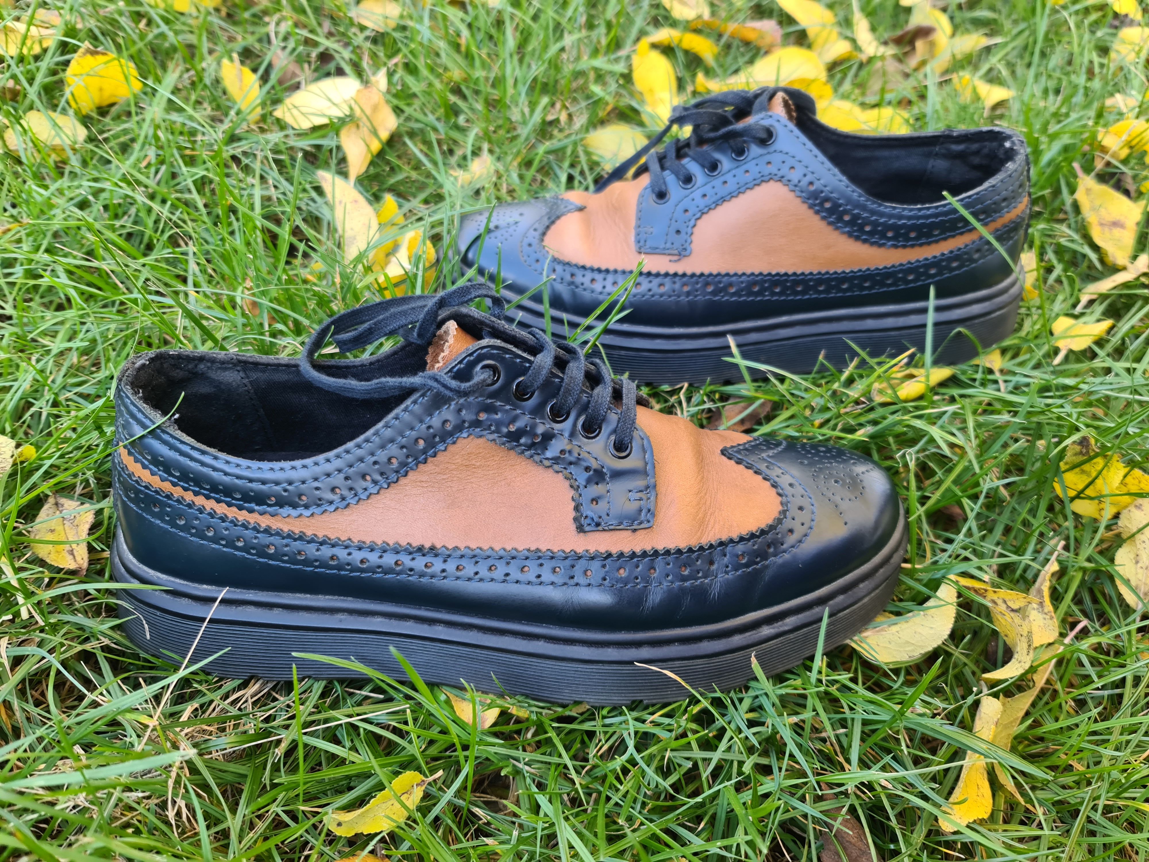 Dr. Martens Dr Martens Brogue Floyd AW501 Size US 8 / EU 41 - 2 Thumbnail