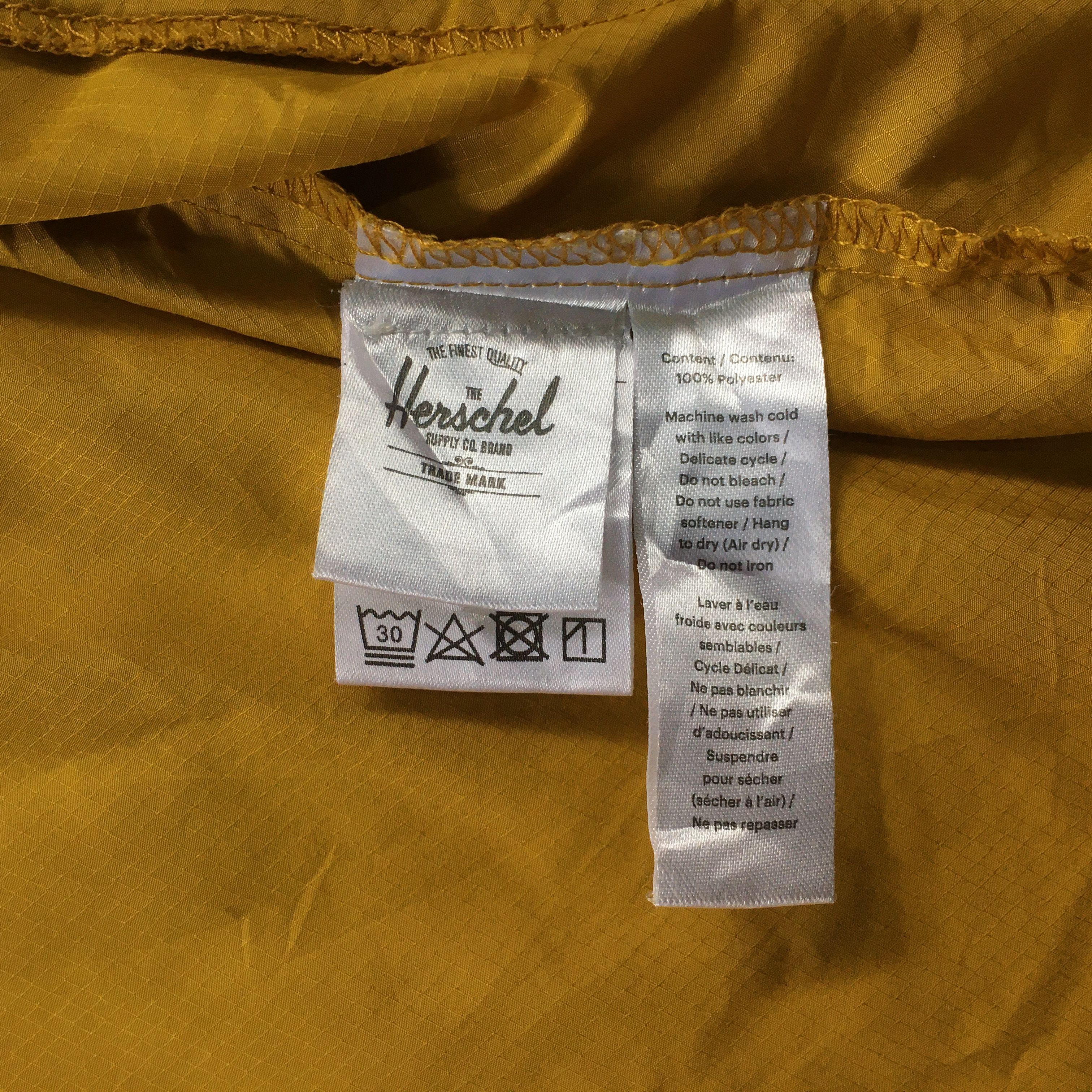 GU × Herschel Supply Co. × Uniqlo Herschel Supply Co. Polyester Jacket Size US M / EU 48-50 / 2 - 9 Thumbnail