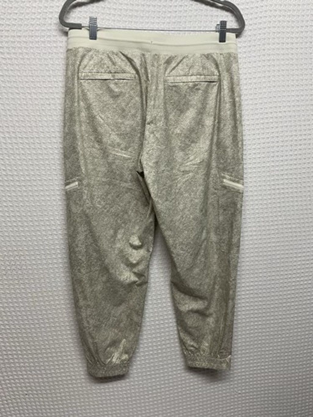 Athleta NWOT Athleta Cream Venture Printed Jogger Pants Women 10P Size 32" / US 10 / IT 46 - 5 Thumbnail